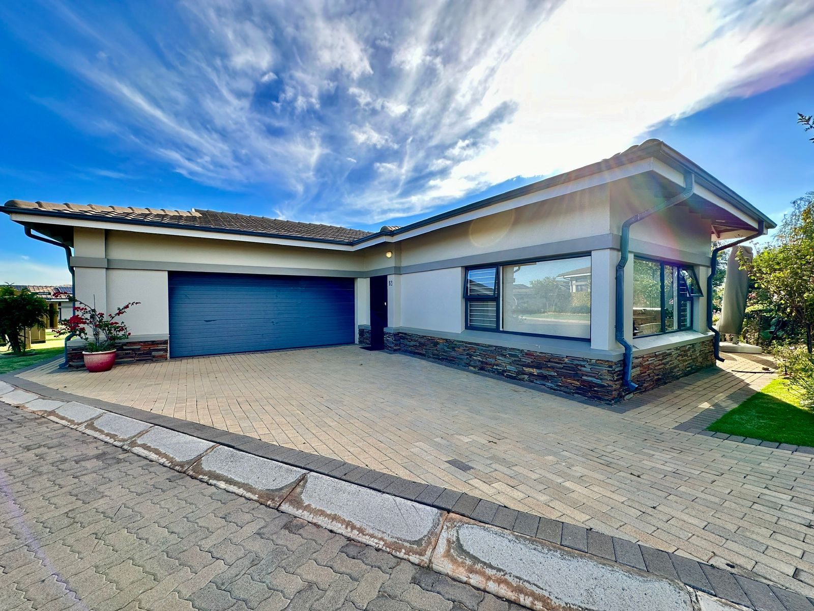 1a0c7a3f-d7f3-49b3-9534-f354e30e7851 1a0c7a3f-d7f3-49b3-9534-f354e30e7851